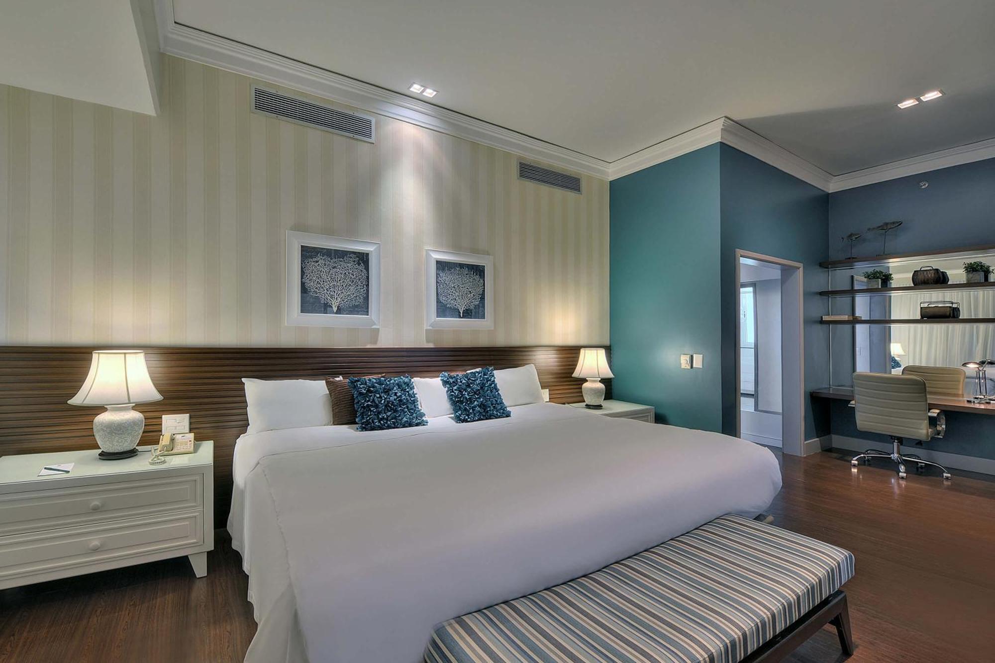 Hotel Deville Prime Салвадор Екстериор снимка A bedroom at the hotel