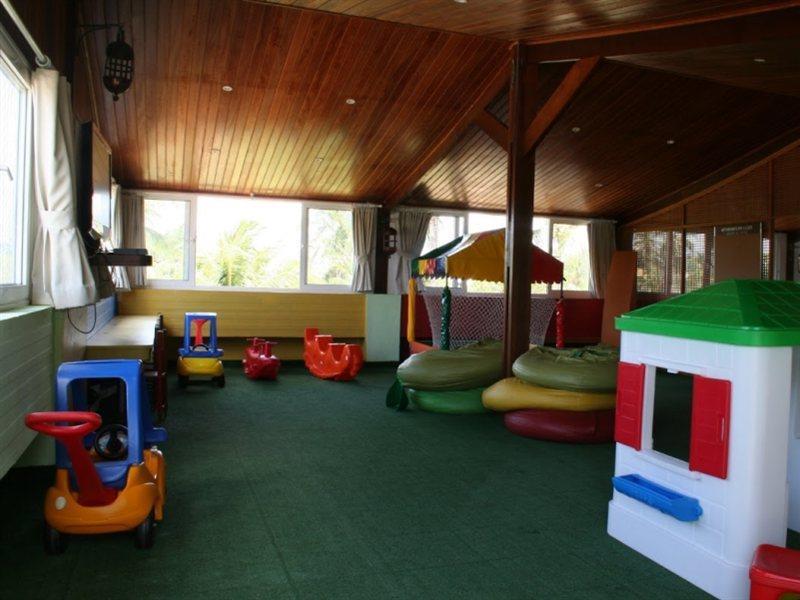 Hotel Deville Prime Салвадор Екстериор снимка The interior of the playroom